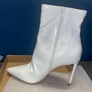 Steve Madden heals (GREAT DEAL)